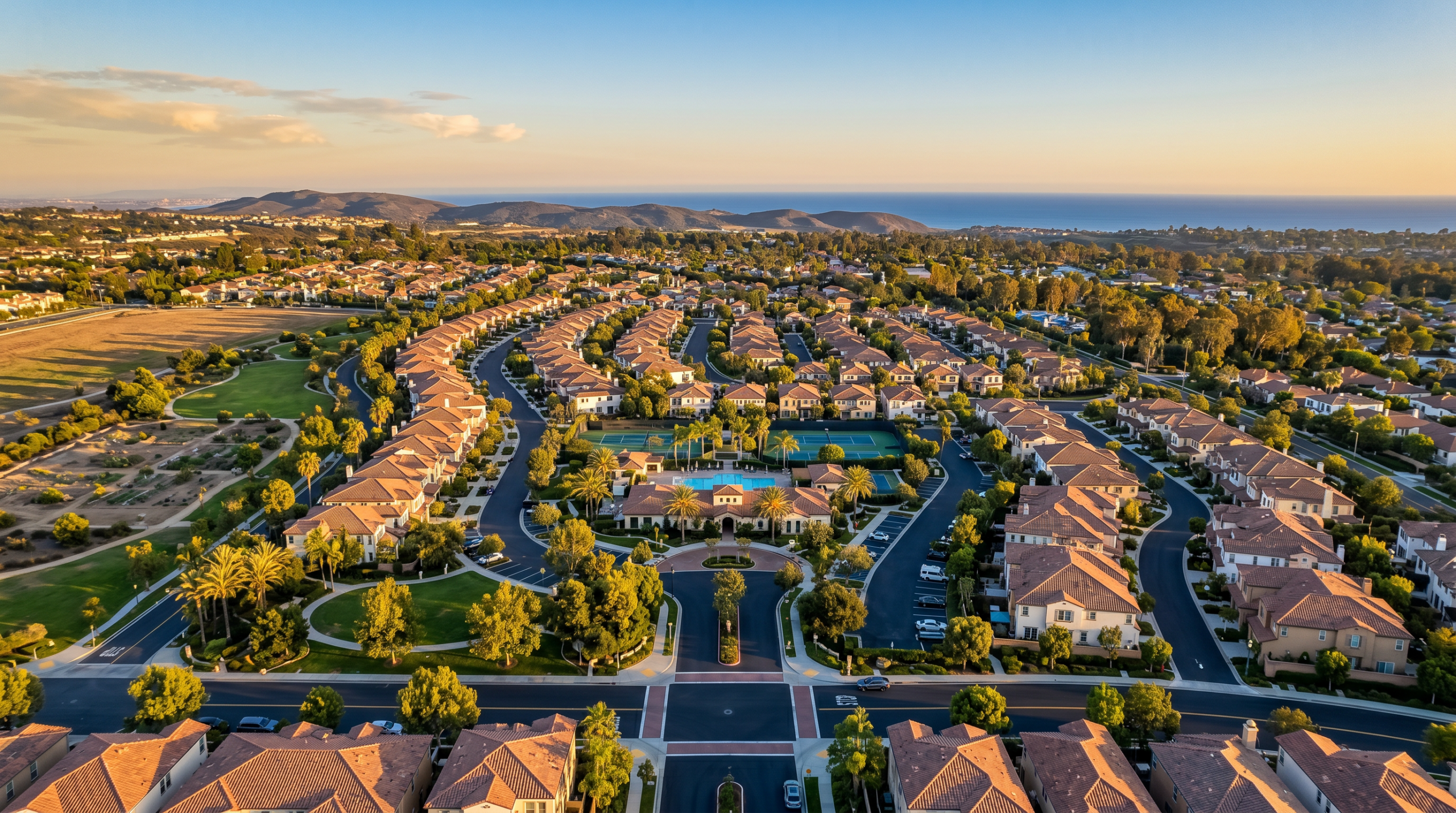 Aerial view of a well-maintained Southern California suburban homeowners association 657872